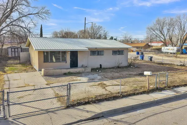 4608 Glendale Place Nw, Albuquerque, NM 87105