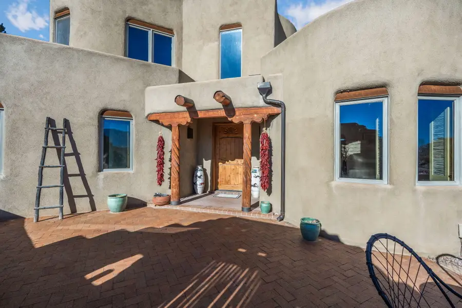 266 San Andres Road, Corrales, NM 87048 - Image #2