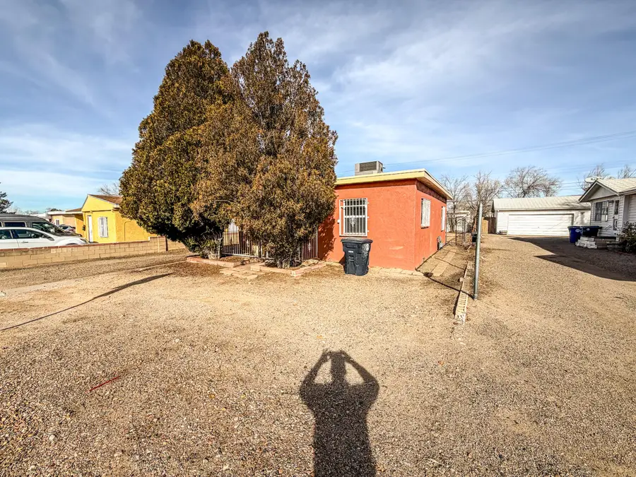 4713 Gibson Boulevard Se, Albuquerque, NM 87108 - Image #3