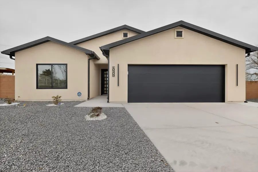 10309 Catalina Court Sw, Albuquerque, NM 87121 - Image #2