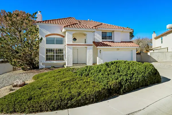 7617 Eagle Rock Avenue Ne, Albuquerque, NM 87122