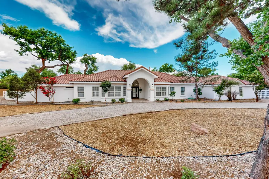 9514 Kandace Drive Nw, Albuquerque, NM 87114 - Image #2