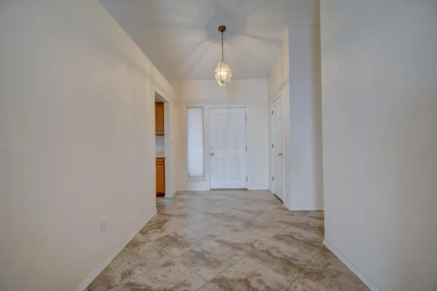 6908 Sweetbrier Avenue Nw, Albuquerque, NM 87120 - Image #2