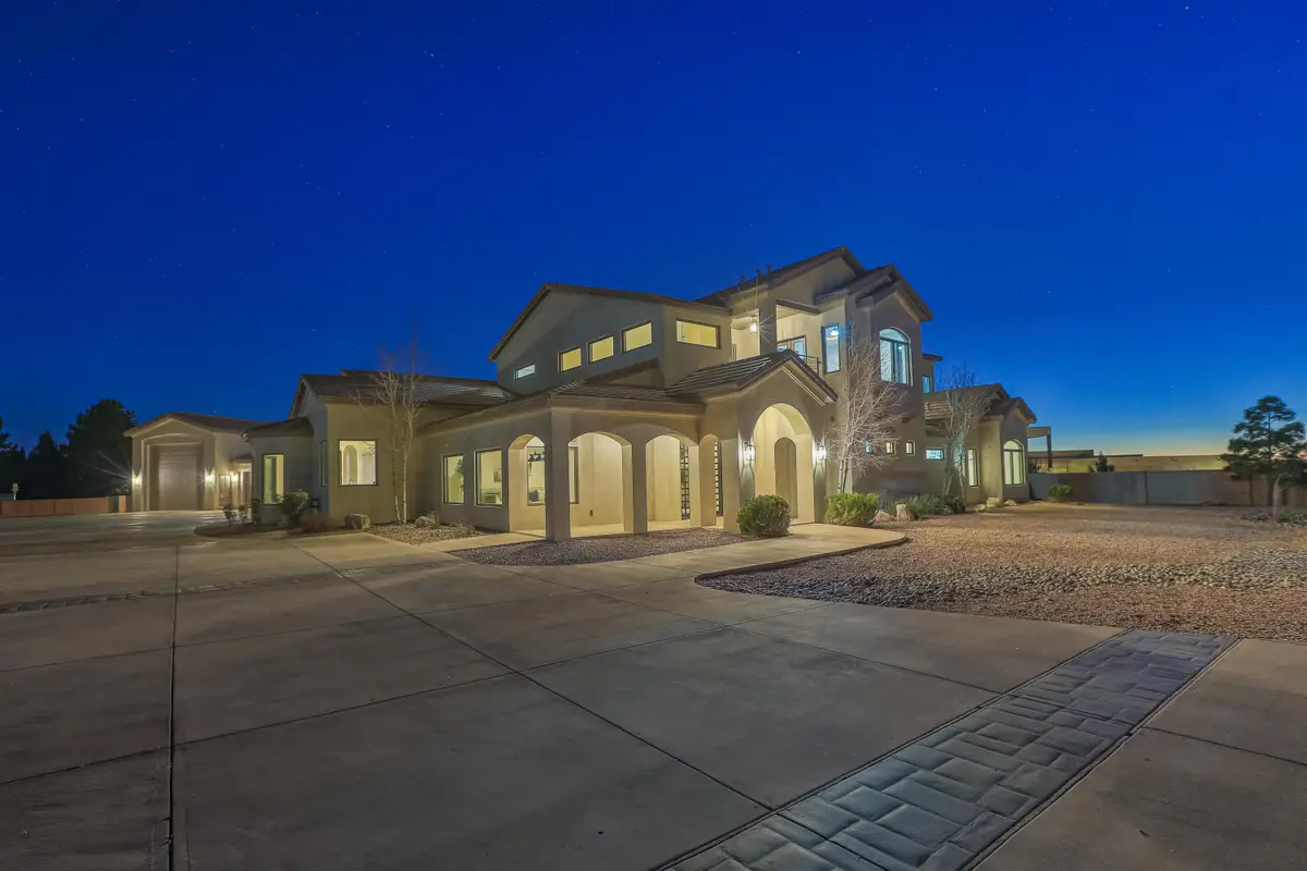 9900 Eagle Rock Avenue Ne, Albuquerque, NM 87122 - Image #1