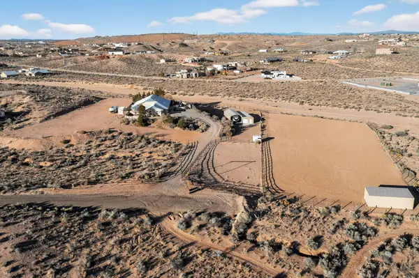 5719 Sarasota Road Ne, Rio Rancho, NM 87144