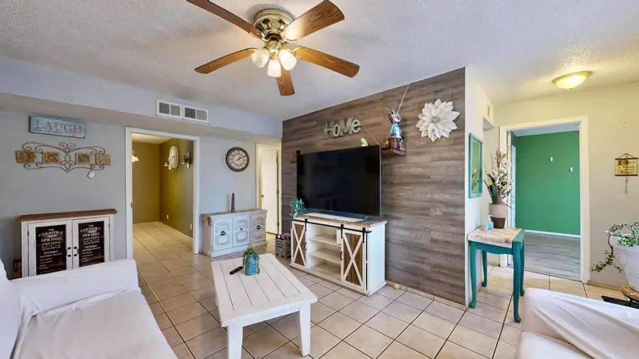 412 56th Street Sw, Albuquerque, NM 87121 - Image #2