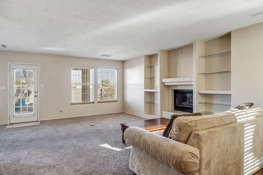 1930 Amor Drive Nw, Albuquerque, NM 87120 - Image #3