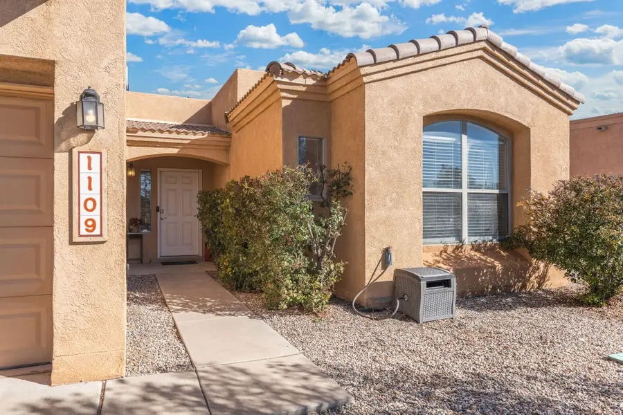 1109 Via Tomas Ne, Albuquerque, NM 87113 - Image #2