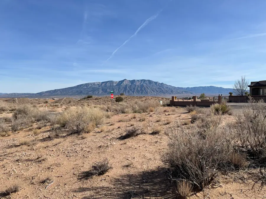 Oculus - Three Lots Loop Ne, Rio Rancho, NM 87144 - Image #2