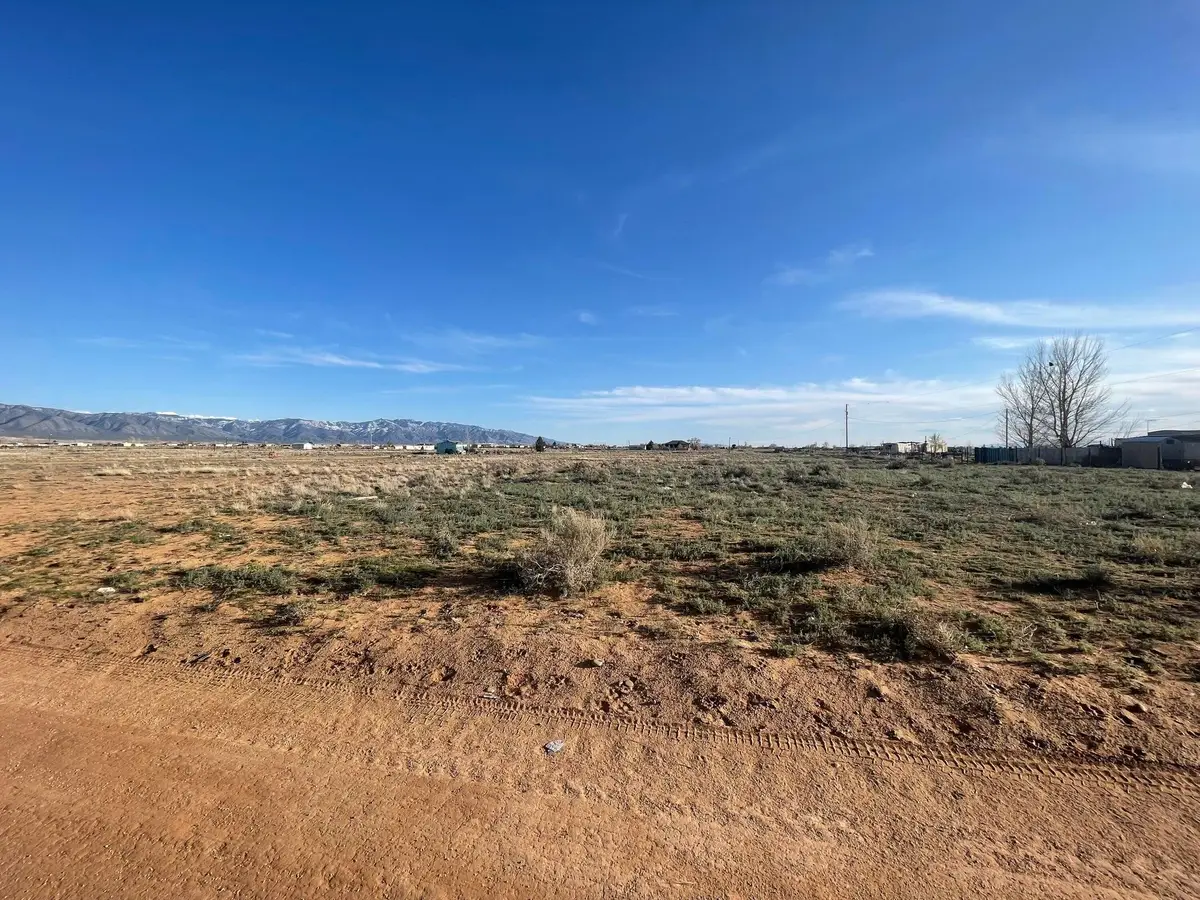 58 High Deal Dr, Los Lunas, NM 87031 - Image #1