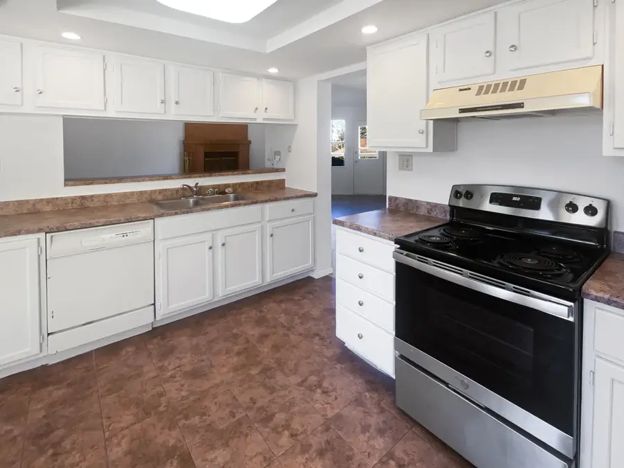 5305 Carruthers Street Ne, Albuquerque, NM 87111 - Image #2