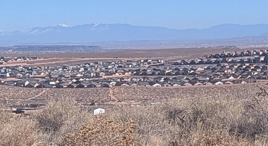 1635 Abrazo Road Ne, Rio Rancho, NM 87124 - Image #2