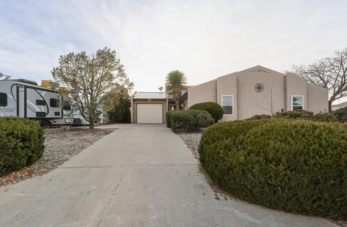 2380 Rosswood Drive Se, Rio Rancho, NM 87124 - Image #1