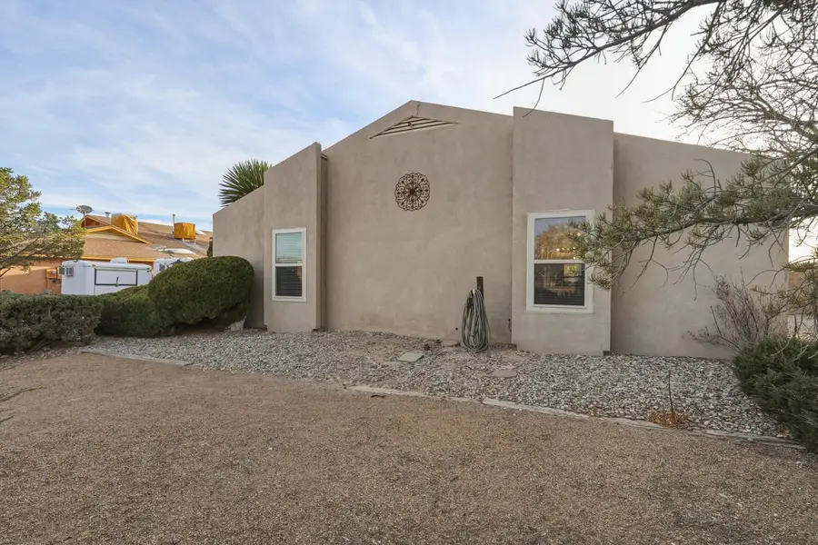 2380 Rosswood Drive Se, Rio Rancho, NM 87124 - Image #3