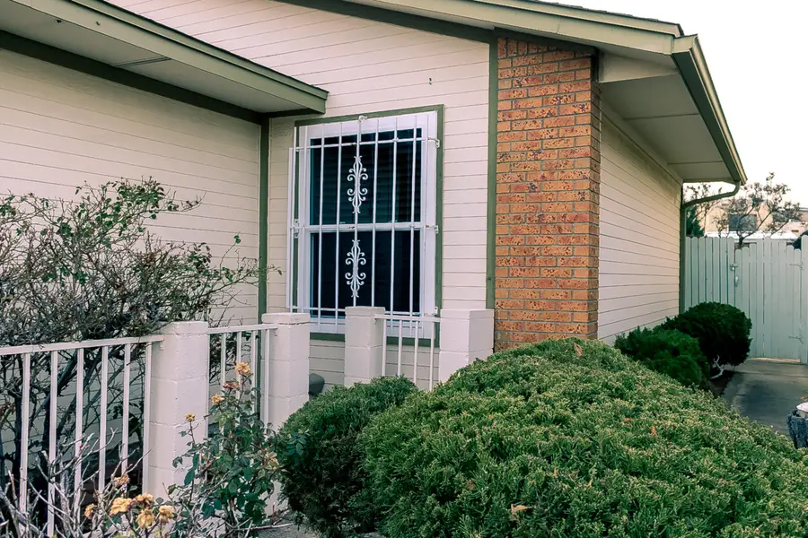 10214 Oso Grande Road Ne, Albuquerque, NM 87111 - Image #2