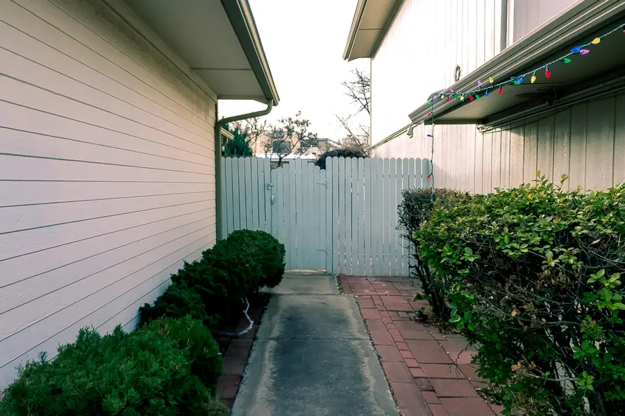 10214 Oso Grande Road Ne, Albuquerque, NM 87111 - Image #3