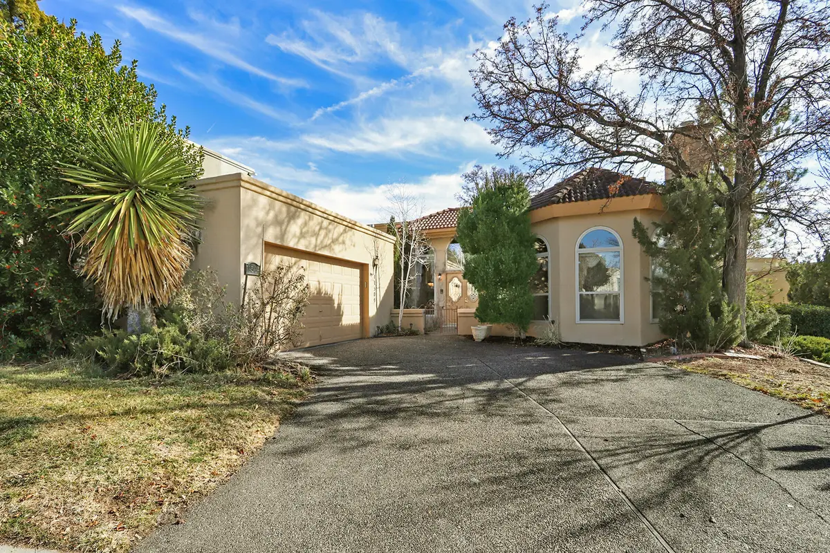 11504 Woodmar Lane Ne, Albuquerque, NM 87111 - Image #1