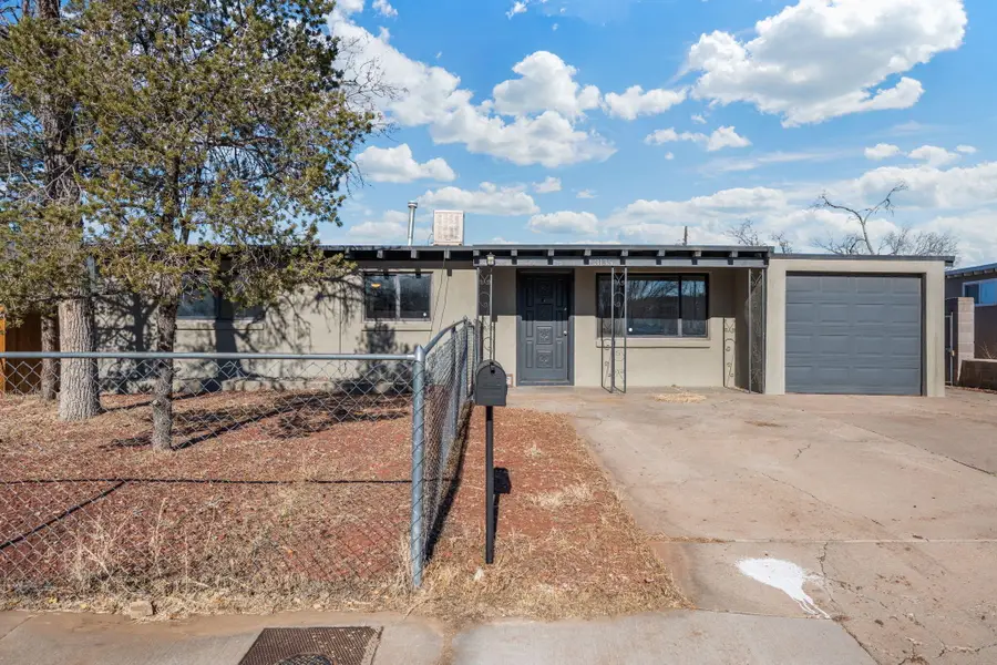 3135 Graceland Drive Ne, Albuquerque, NM 87110 - Image #2