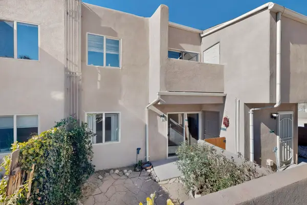 13202 Candelaria Road Ne, Albuquerque, NM 87112