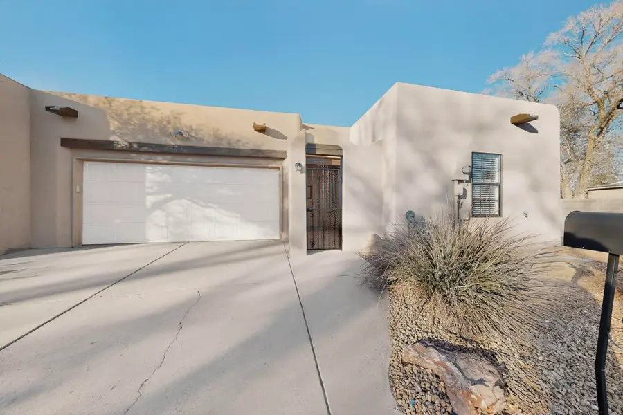 619 Avenida Montoya Ne, Los Lunas, NM 87031 - Image #2