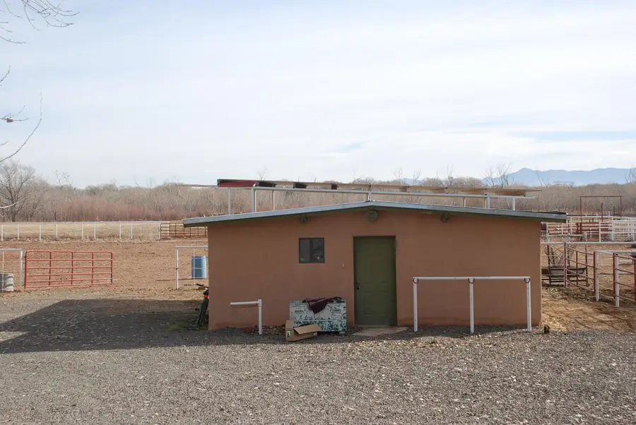 416 Nm-116, Bosque, NM 87006 - #2