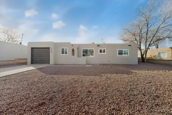 3209 Palomas Drive Ne, Albuquerque, NM 87110