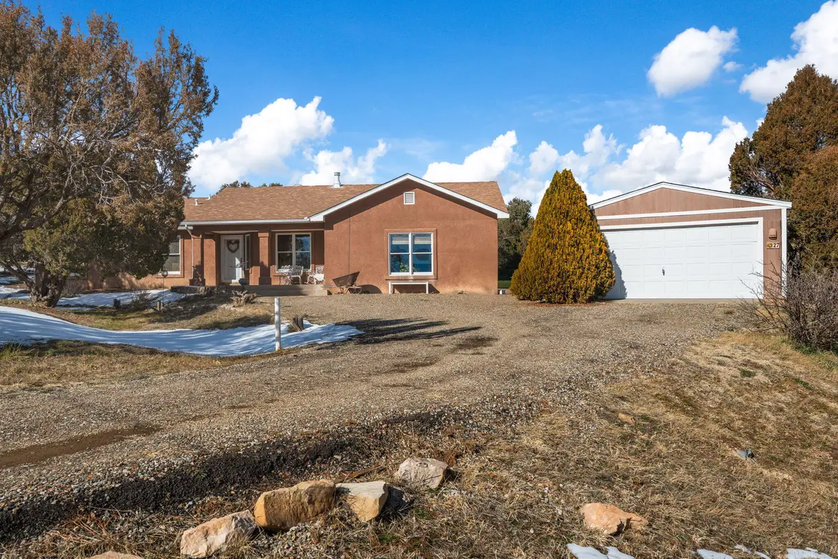 27 Sycamore Drive, Cedar Crest, NM 87008 - Image #1
