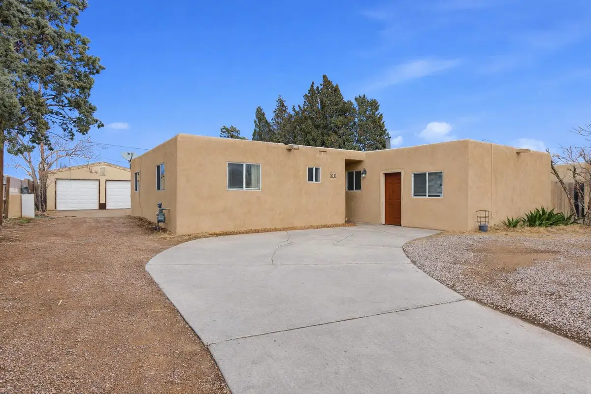 5741 Hanover Road Nw, Albuquerque, NM 87105 - Image #1