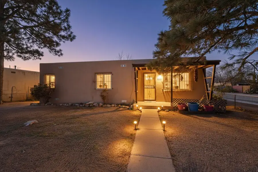 701 Alvarado Drive Se, Albuquerque, NM 87108 - Image #2