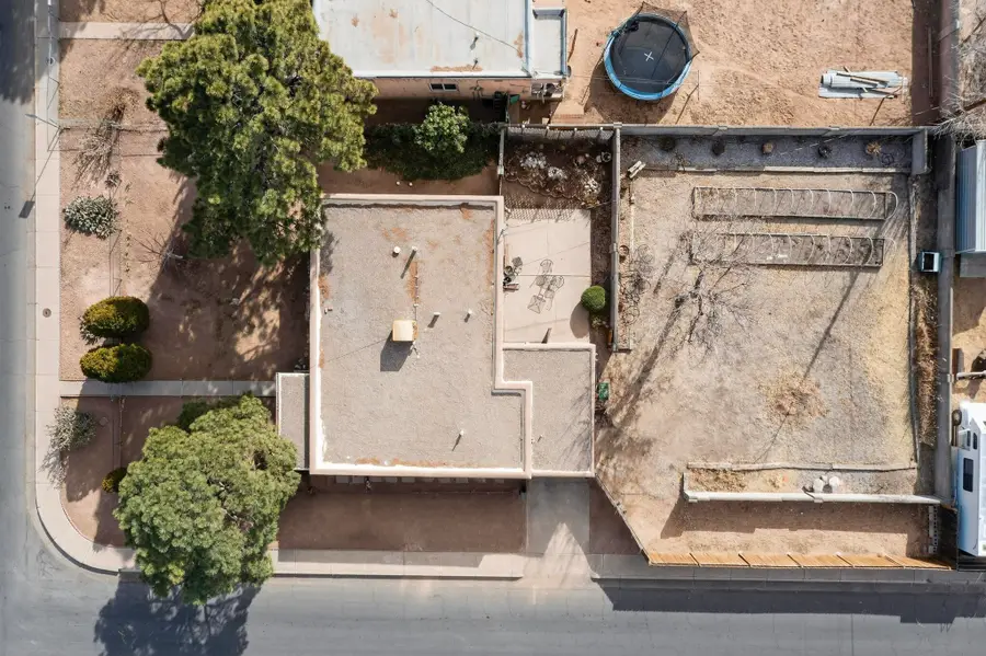 701 Alvarado Drive Se, Albuquerque, NM 87108 - Image #3