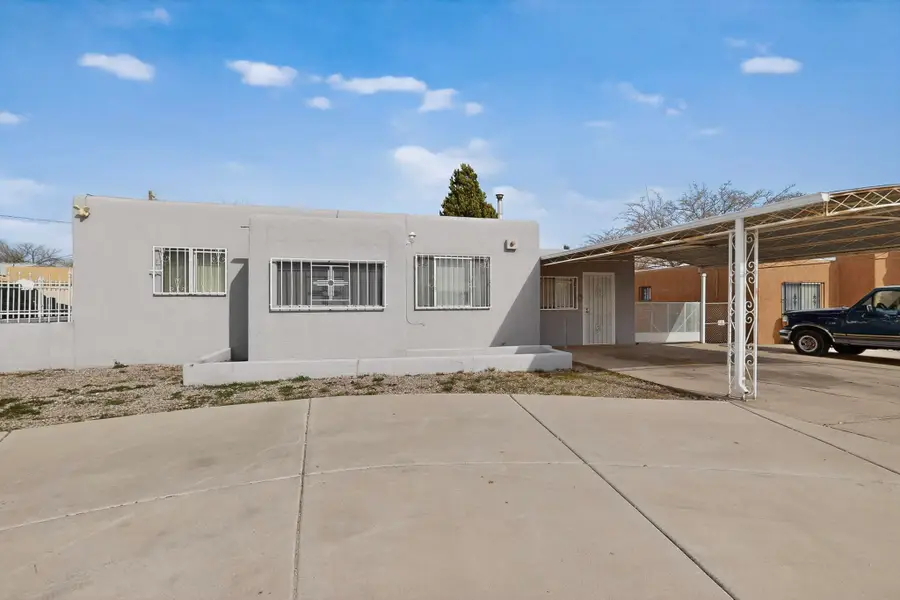 513 Ponderosa Avenue Nw, Albuquerque, NM 87107 - Image #2