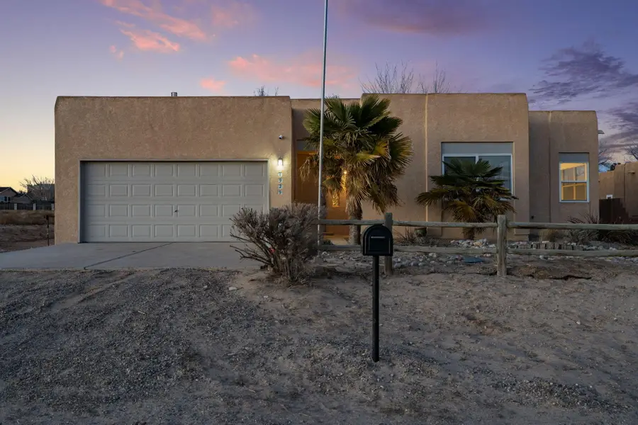 1929 12th Avenue Se, Rio Rancho, NM 87124 - Image #2