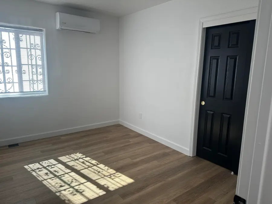 209-211 San Lorenzo Avenue Nw, Albuquerque, NM 87107 - Image #3