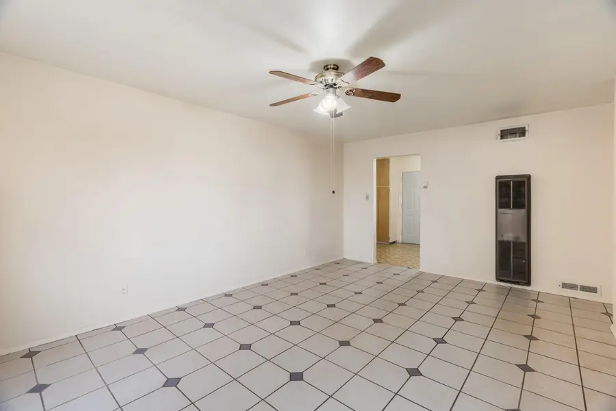 3816 Comanche Road Ne, Albuquerque, NM 87110 - Image #3