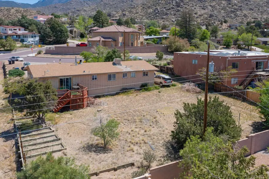 14304 Oakwood Place Ne, Albuquerque, NM 87123 - Image #3