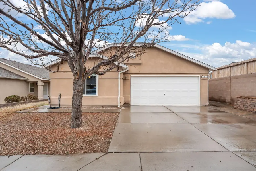 12008 Rocky Crest Drive Nw, Albuquerque, NM 87114 - Image #2