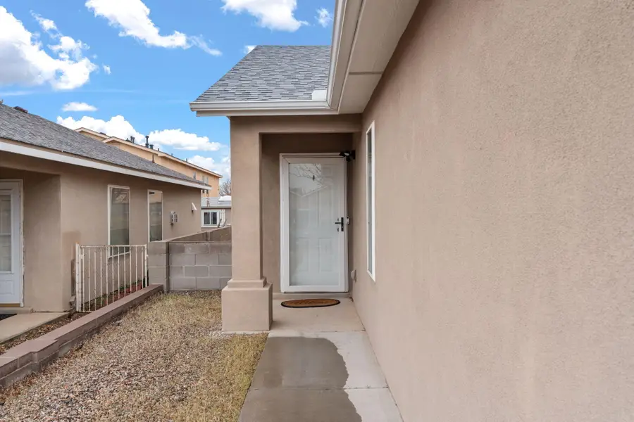 12008 Rocky Crest Drive Nw, Albuquerque, NM 87114 - Image #3