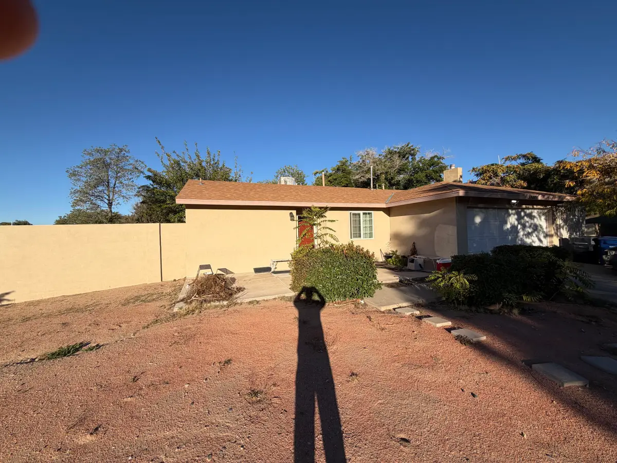 5901 Cochiti Drive Nw, Albuquerque, NM 87120 - Image #1