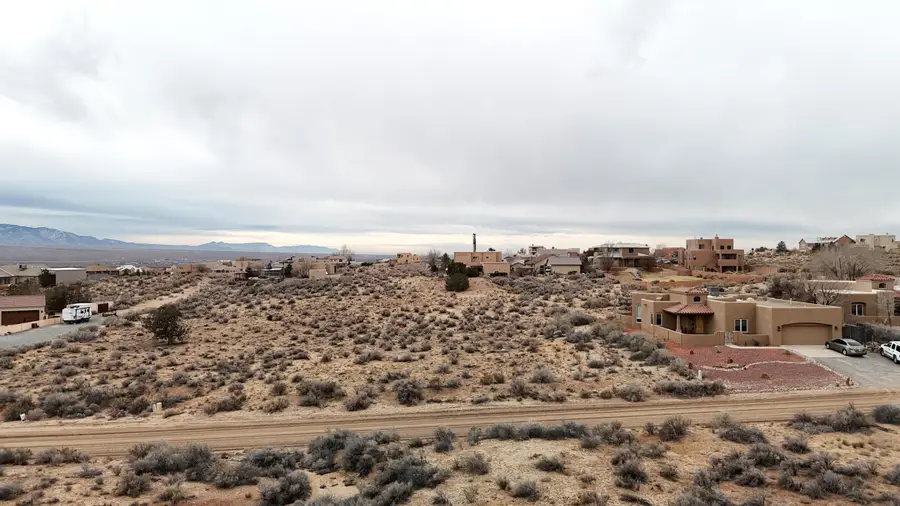 6816 Vatapa Road Ne, Rio Rancho, NM 87144 - Image #2