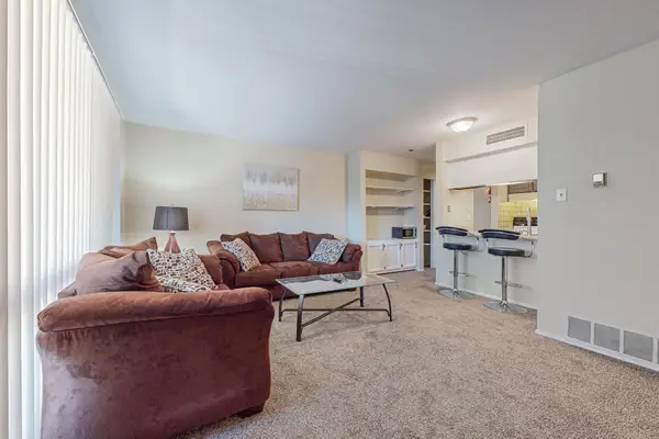 1601 Pennsylvania Street Ne #Q10, Albuquerque, NM 87110