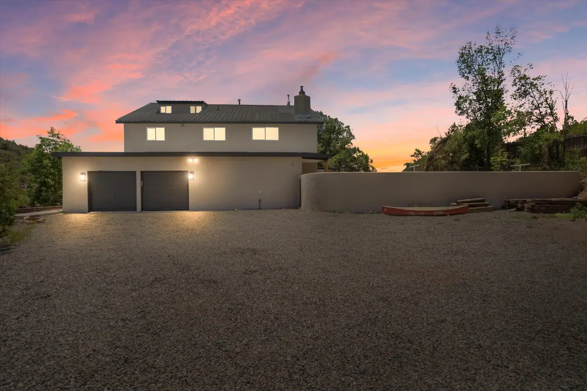 7 Corte De Canoncito, Cedar Crest, NM 87008 - Image #1