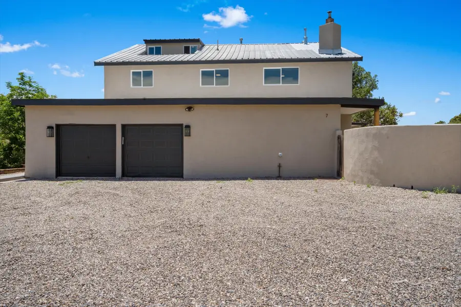 7 Corte De Canoncito, Cedar Crest, NM 87008 - Image #2