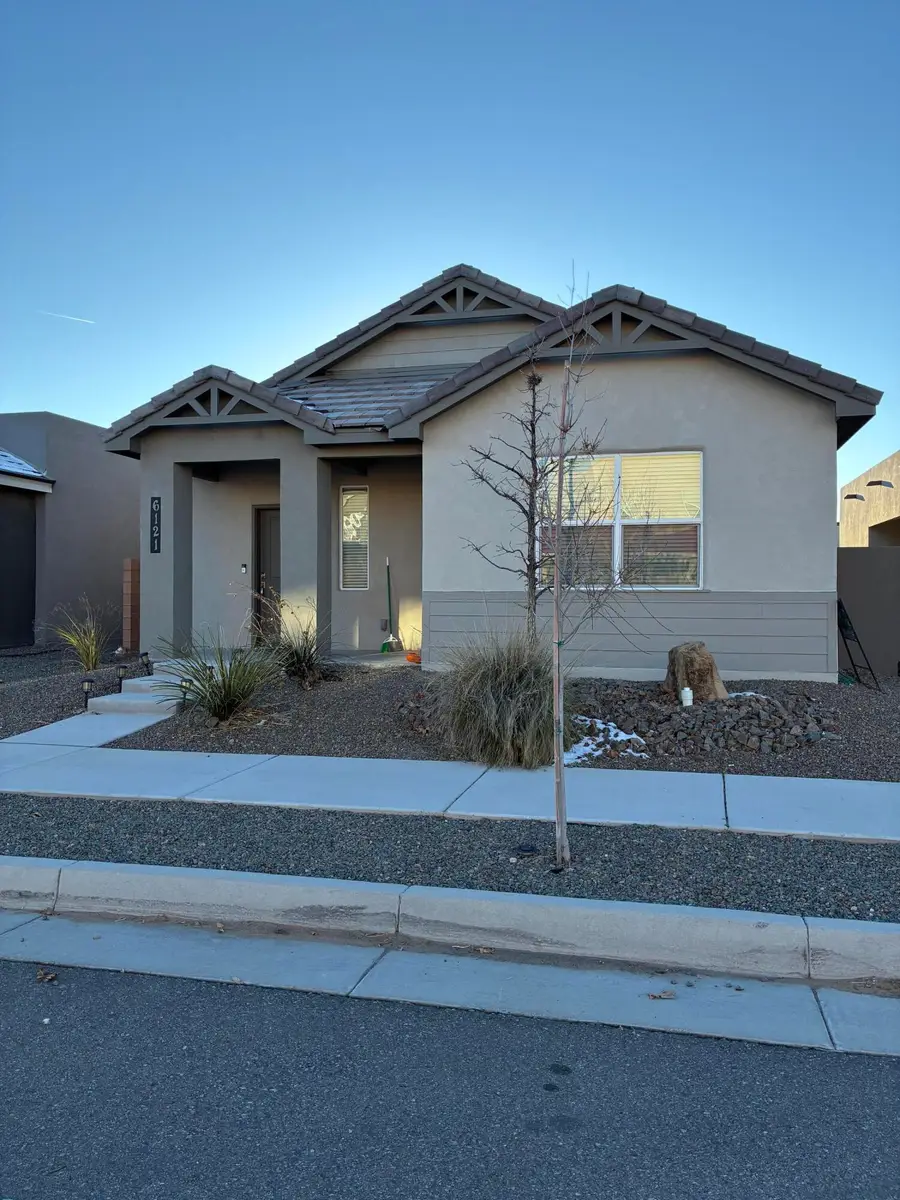 6121 Strand Loop Se, Albuquerque, NM 87106 - Image #2