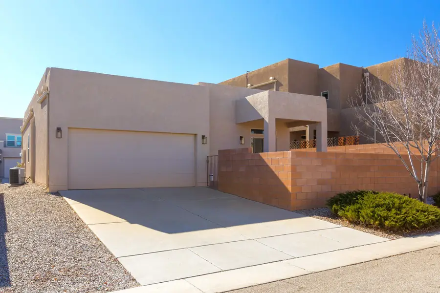 8405 Wild Dunes Avenue Nw, Albuquerque, NM 87120 - Image #2