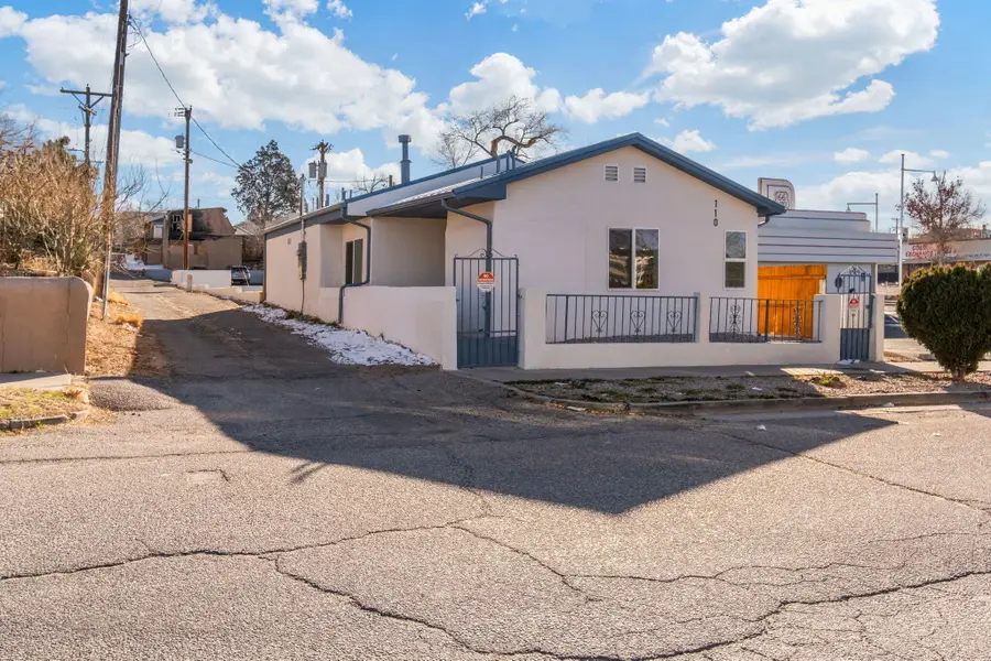 110 Sycamore Street Ne, Albuquerque, NM 87106 - Image #2