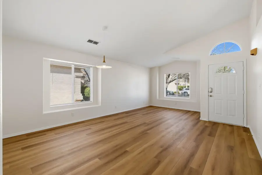 724 Morning Meadows Drive Ne, Rio Rancho, NM 87144 - Image #3