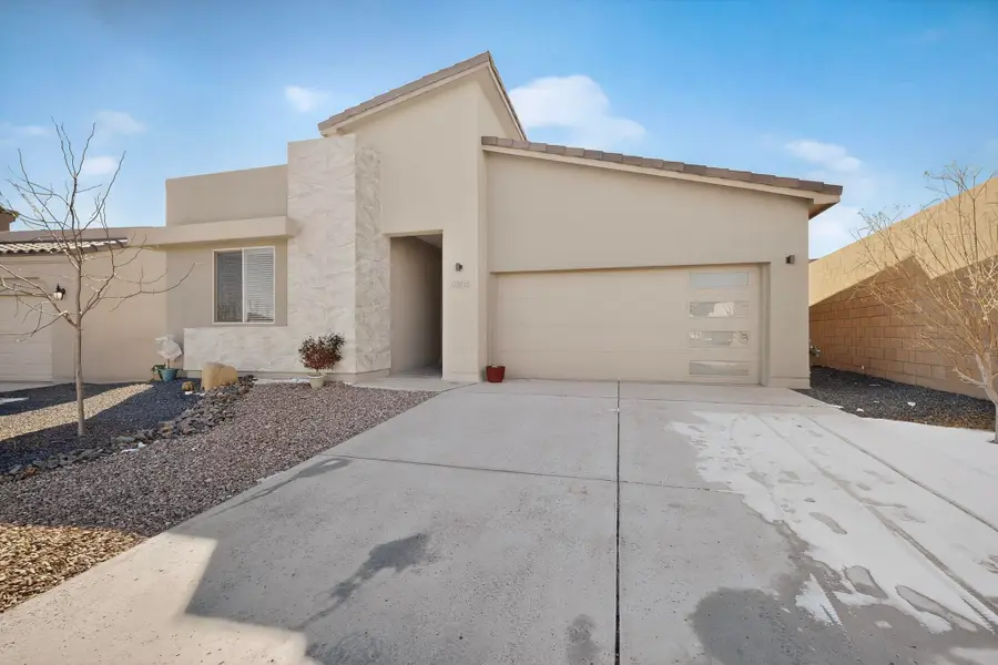 5204 Bullseye Road Ne, Rio Rancho, NM 87144 - Image #2