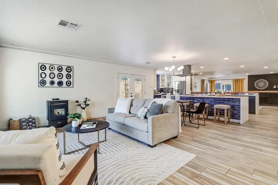 3420 Candlelight Drive Ne, Albuquerque, NM 87111 - Image #2