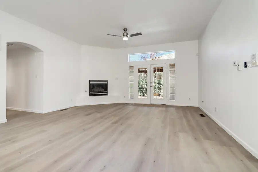 7243 Gallinas Avenue Ne, Albuquerque, NM 87109 - Image #3