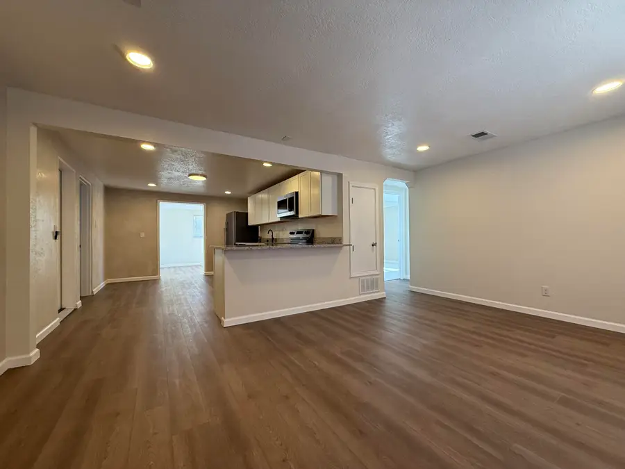 2732 Florida Street Ne, Albuquerque, NM 87110 - Image #3